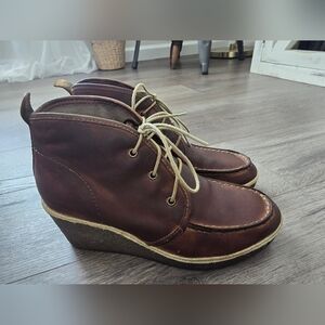 Olukai Womens Wedge Booties Size 6.5 Leather New Preppy Cabin Barn Nautical Boho